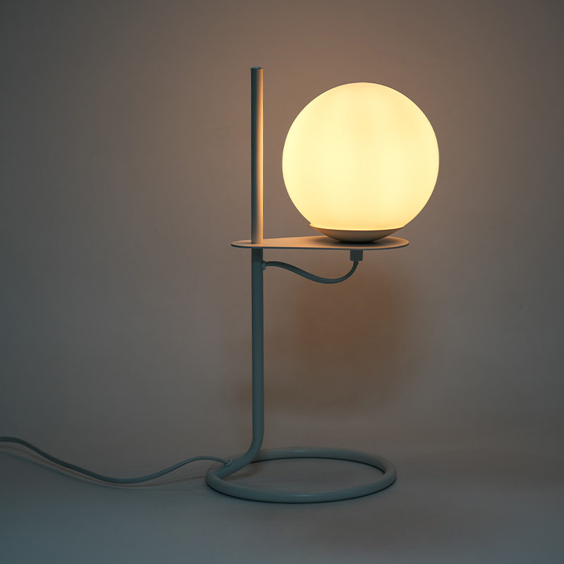 Luminária de mesa de vidro simples
