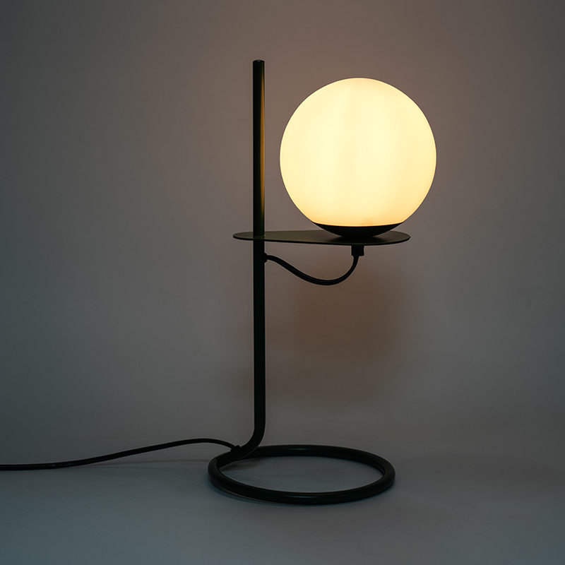 Luminária de mesa de vidro simples