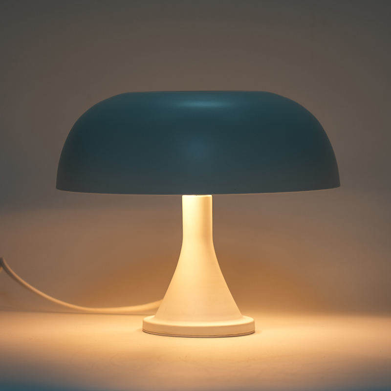 Lâmpada de mesa decorativa de cogumelo de casa