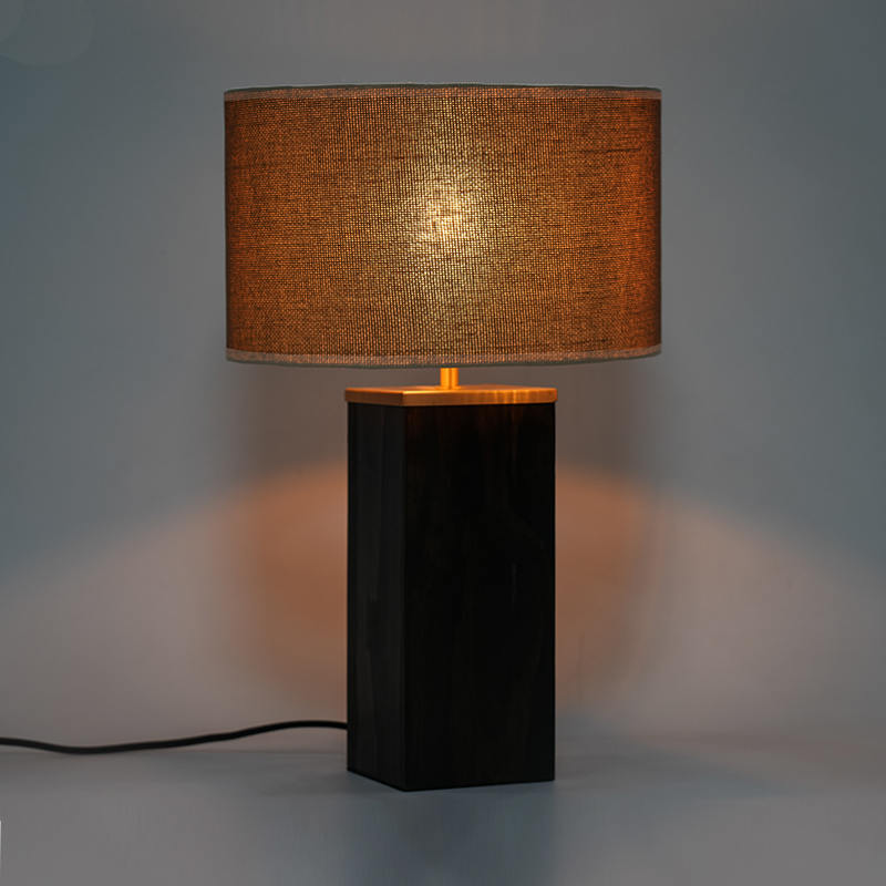 Lâmpada artística de mesa de madeira