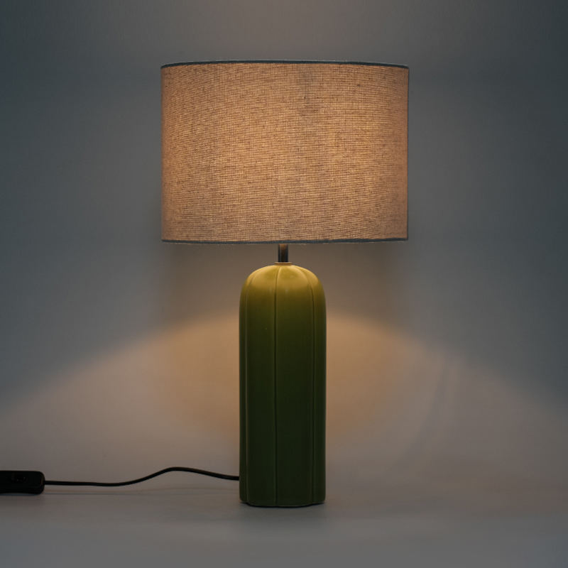 Lâmpada de mesa de estilo chinês de cerâmica verde novo