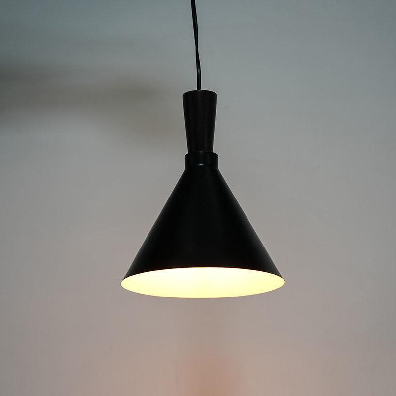 Lustre simples nórdico